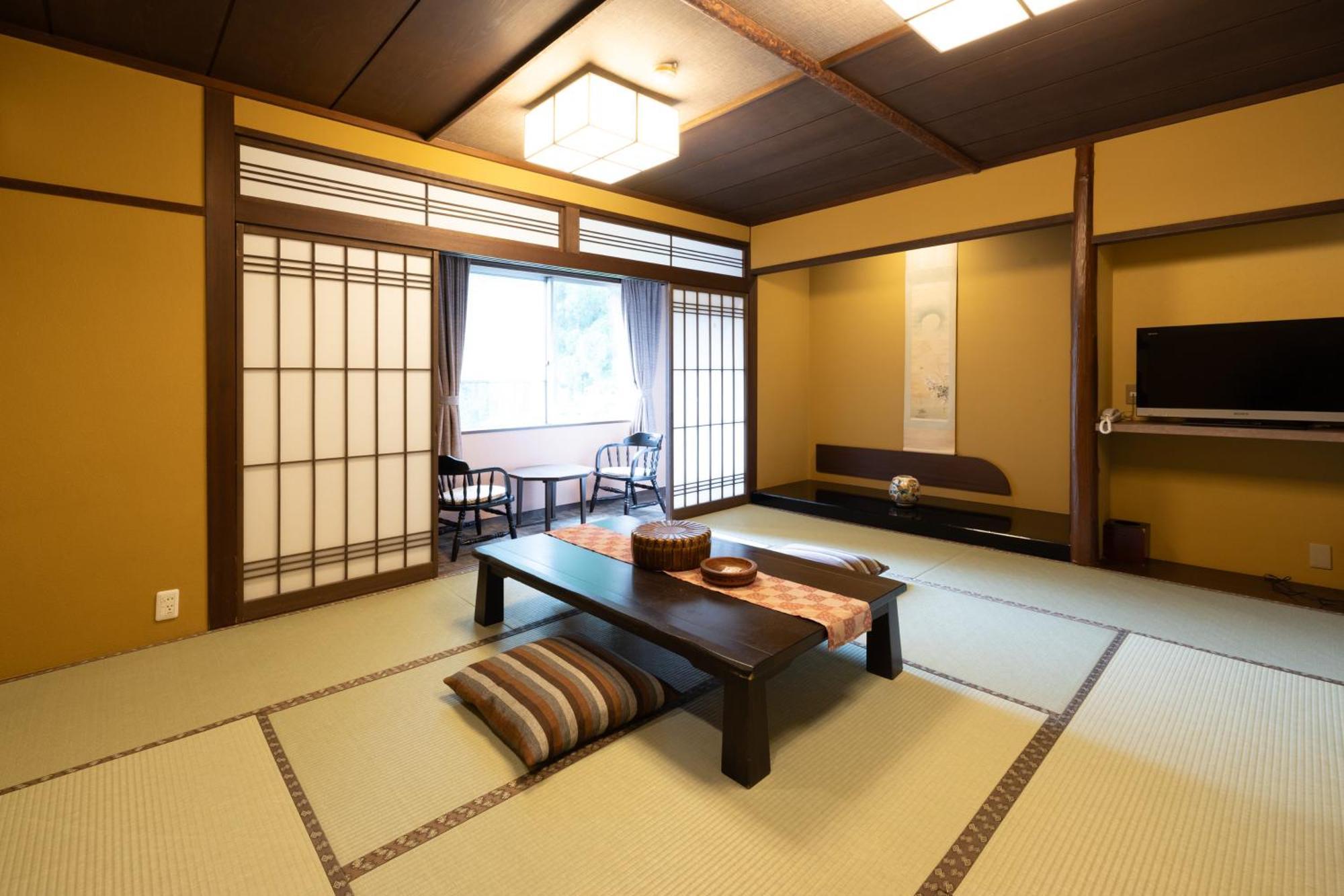 Ichirino Kogen Hotel Roan Hakusan Bagian luar foto
